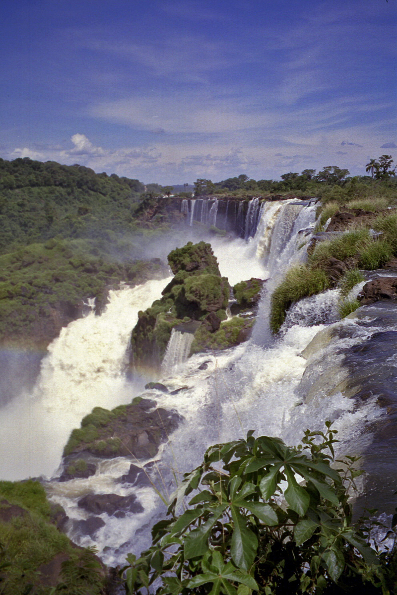 the Argentine side of Iguazu Falls (note: this image is not suitable for large prints)